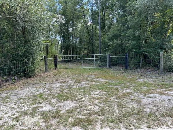 Hawthorne, FL 32640,0 SE 225TH DR