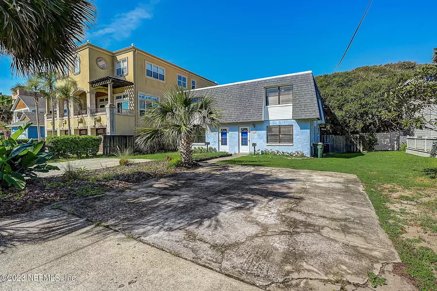 1830 OCEAN GROVE DR, Atlantic Beach, FL 32233