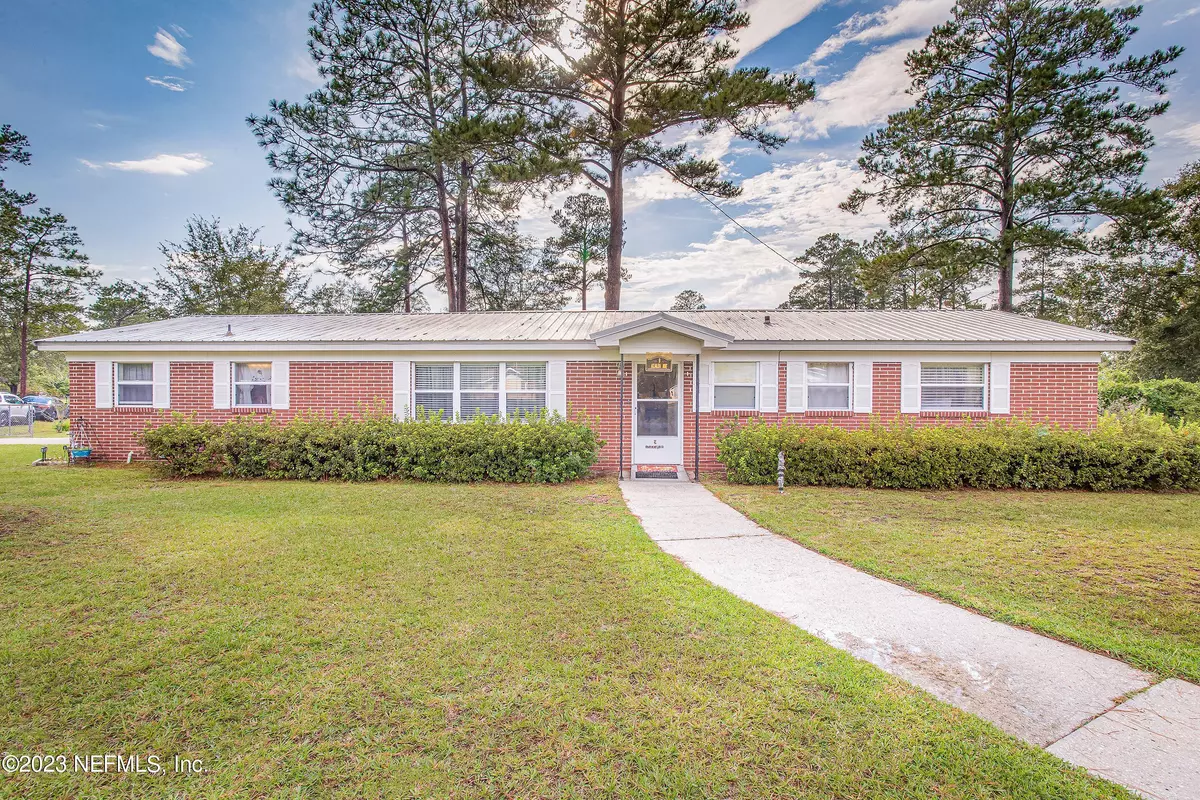 Folkston, 31537,9 AZALEA AVE