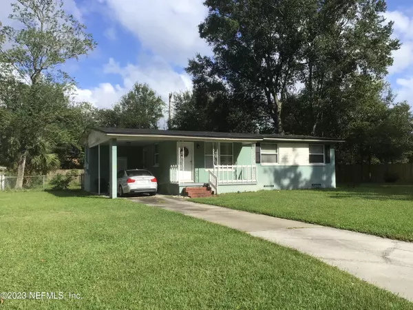 5061 CHADROE RD, Jacksonville, FL 32210