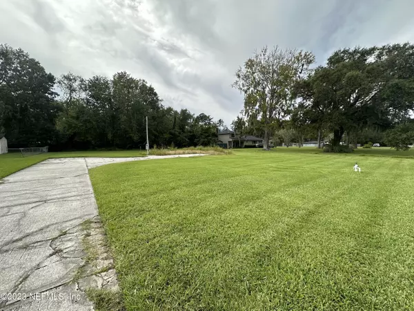 Fleming Island, FL 32003,1911 COUNTY RD 220