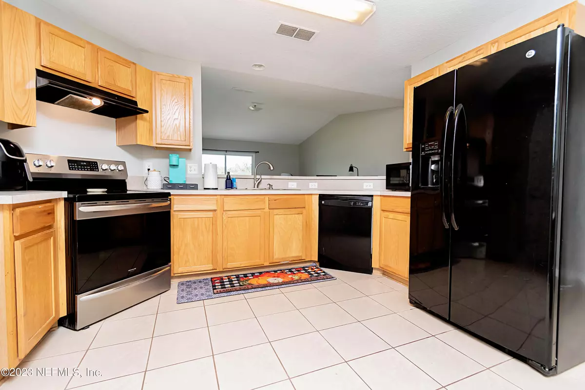 Callahan, FL 32011,45289 INGLEHAM CIR