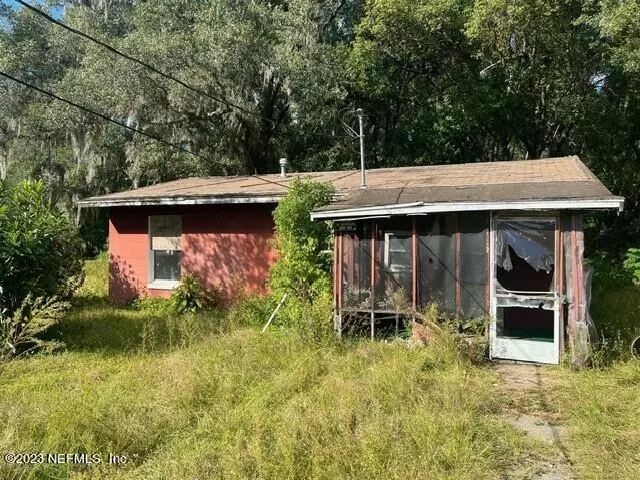 708 GROVE AVE, Crescent City, FL 32112