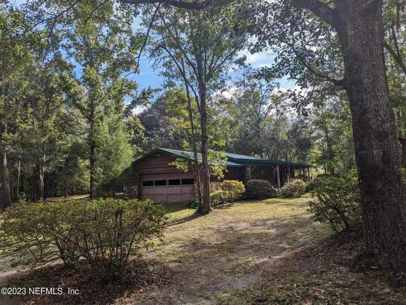 353 HAMMOCK HILL CIR, Lake City, FL 32024