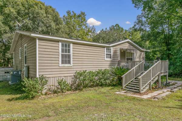 45244 IRIS BLVD,  Callahan,  FL 32011