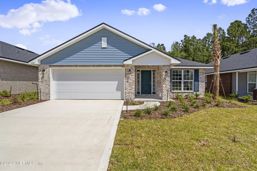 3102 LAUREL SPRINGS DR, Green Cove Springs, FL 32043