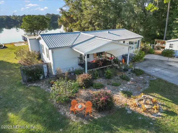 225 KITTY AVE, Interlachen, FL 32148