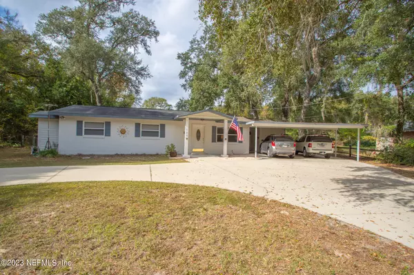 Melrose, FL 32666,184 SE 28TH LOOP