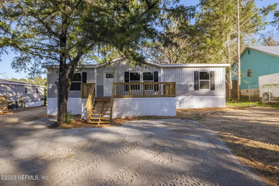 302 DEER RUN RD, Satsuma, FL 32189