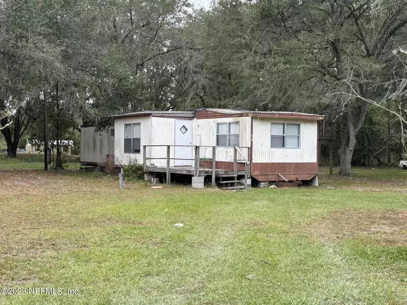 205 GAS PIPELINE RD, Palatka, FL 32177