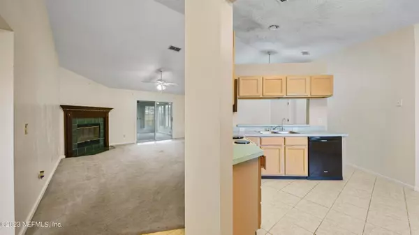 Jacksonville, FL 32244,7835 PEPPER CIR E