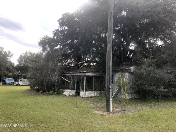 Hawthorne, FL 32640,9308 SE 225TH DR