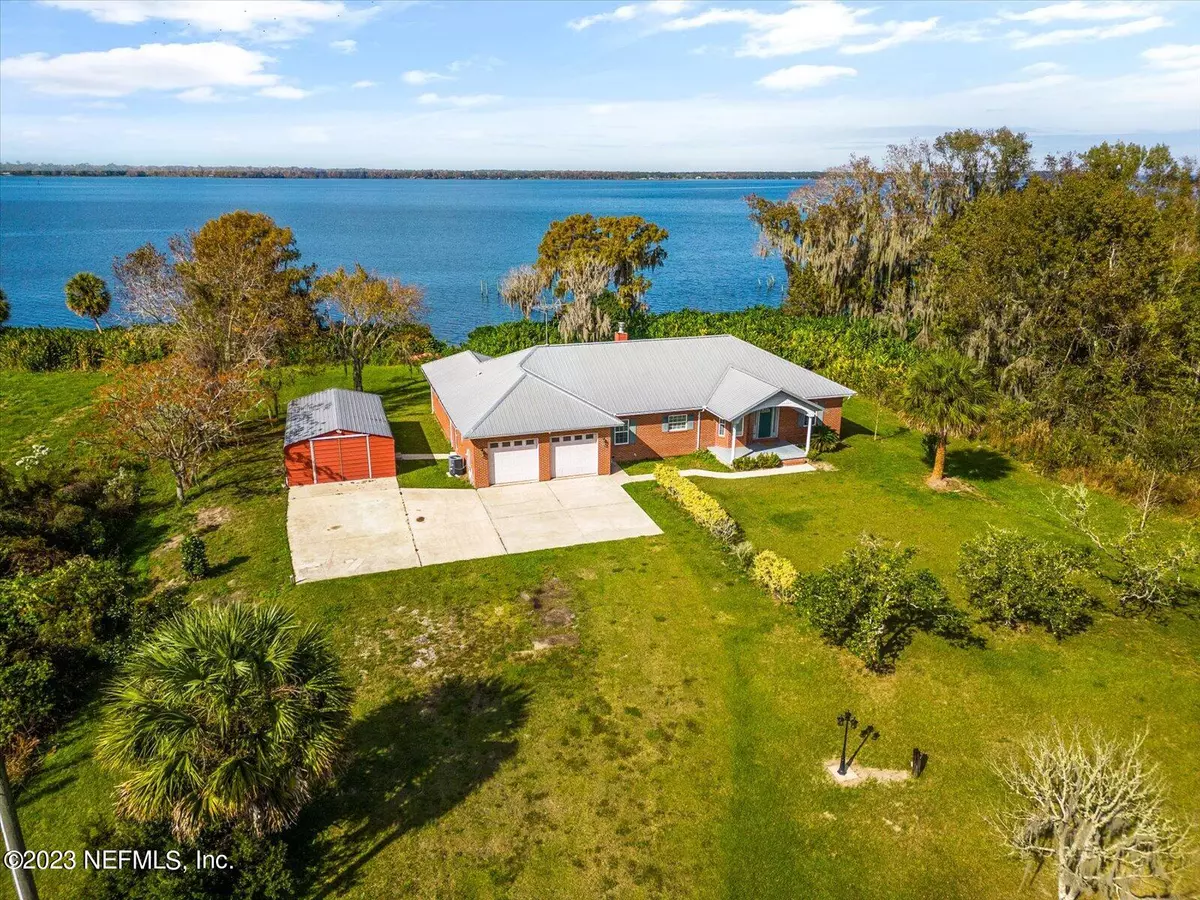 East Palatka, FL 32131,445 FEDERAL POINT RD