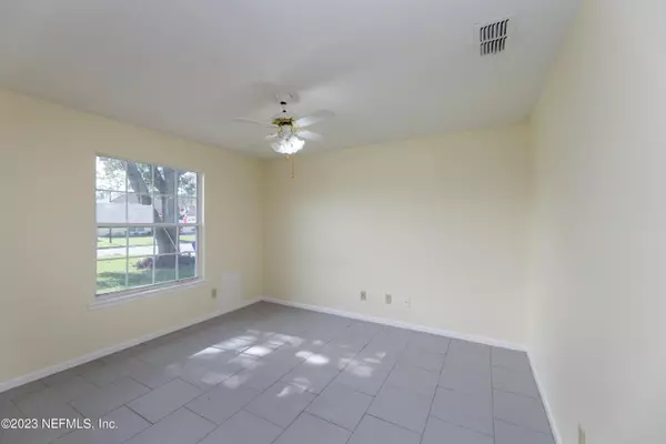 Jacksonville, FL 32257,3587 BARBIZON CT