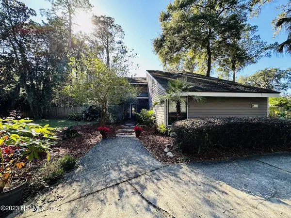 St Johns, FL 32259,1116 NATURES HAMMOCK RD N