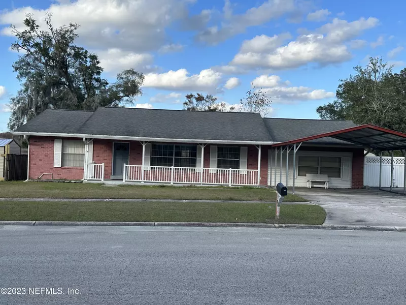 327 NEPTUNE RD, Orange Park, FL 32073