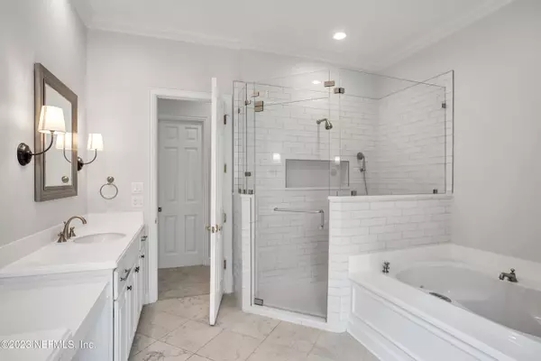 6766 LINFORD LN Jacksonville, FL 32217