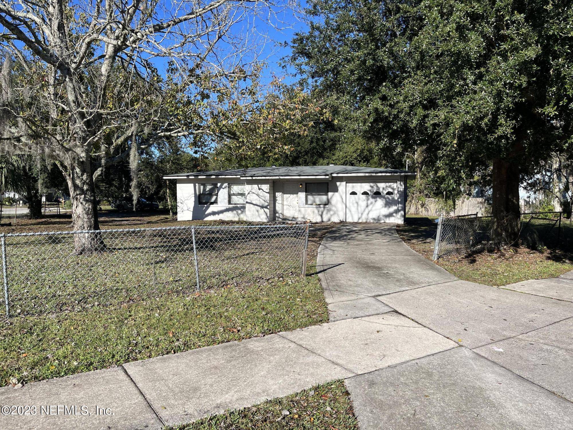 8963 MACARTHUR CT S, Jacksonville, FL 32216