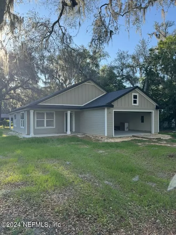 8647 RIDGE RD, Melrose, FL 32666