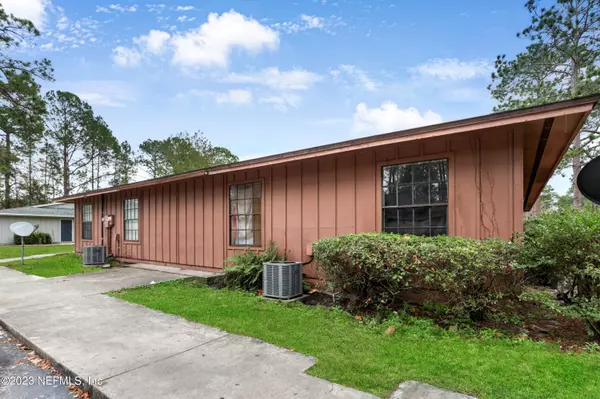 5817 NW 23 TER #1-4,  Gainesville,  FL 32653