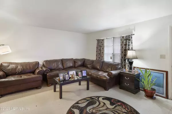 Gainesville, FL 32653,6126 NW 26 ST