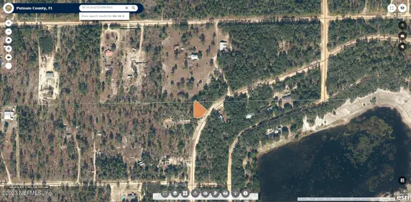 Interlachen, FL 32148,00 LAKE LUCY CIR