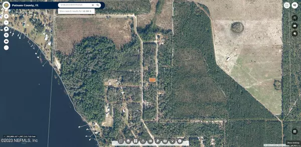 Florahome, FL 32140,123 EAST DR