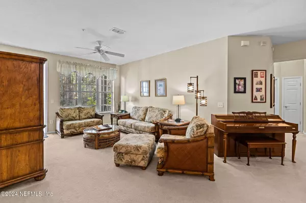 Jacksonville, FL 32256,11251 CAMPFIELD DR #3109