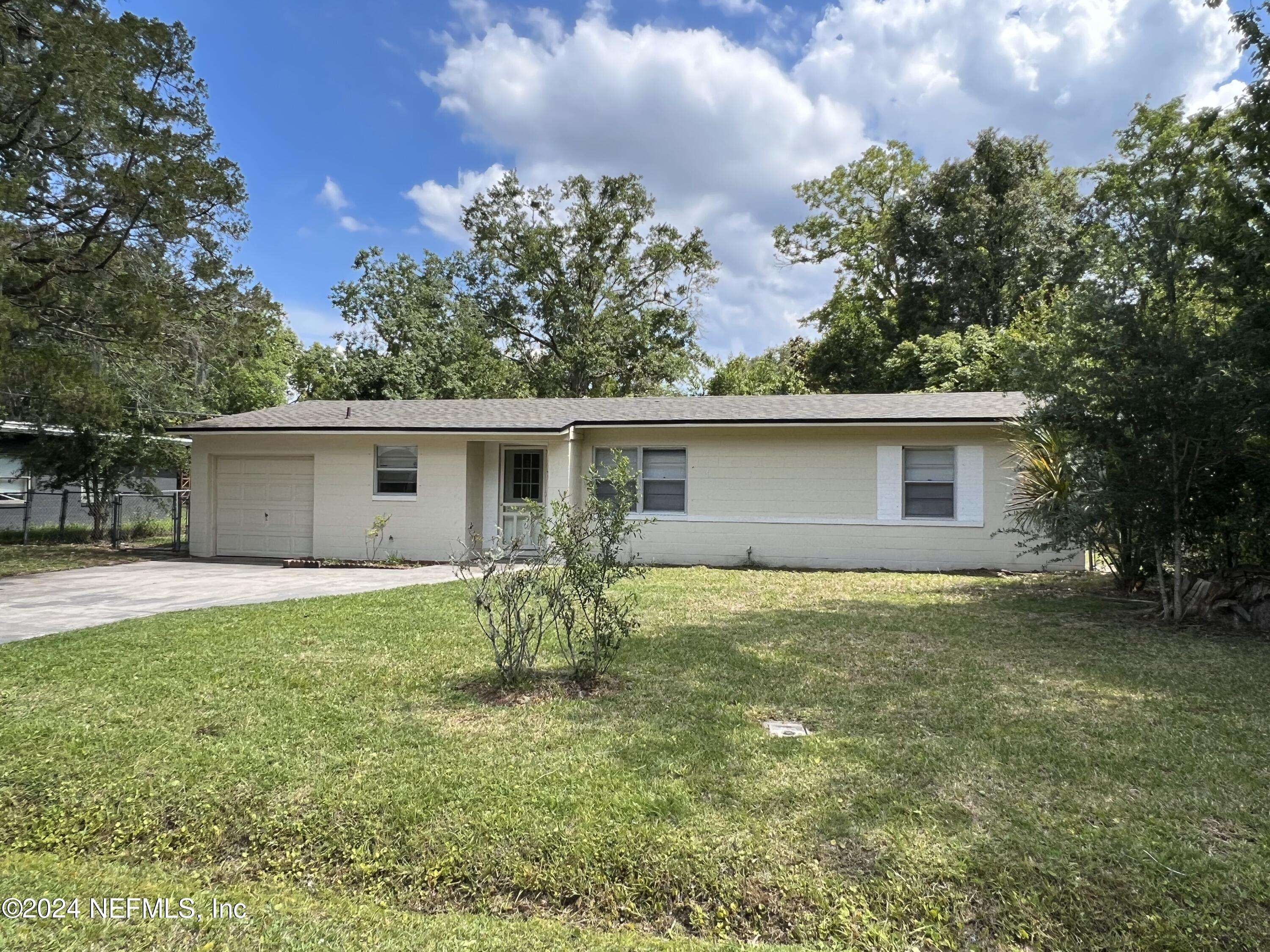 5152 ADMIRAL DR, Jacksonville, FL 32244
