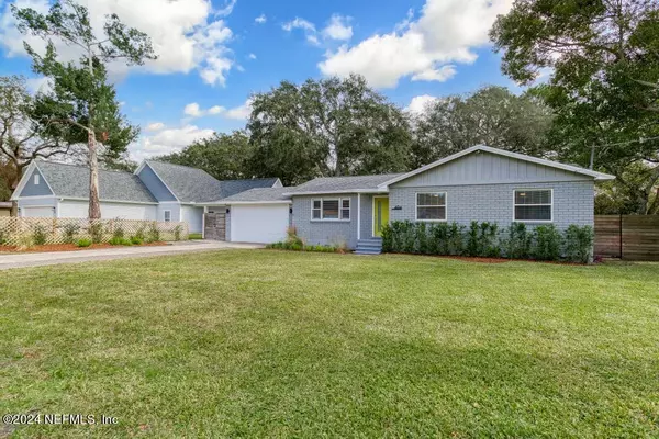 Fernandina Beach, FL 32034,404 S 16TH ST