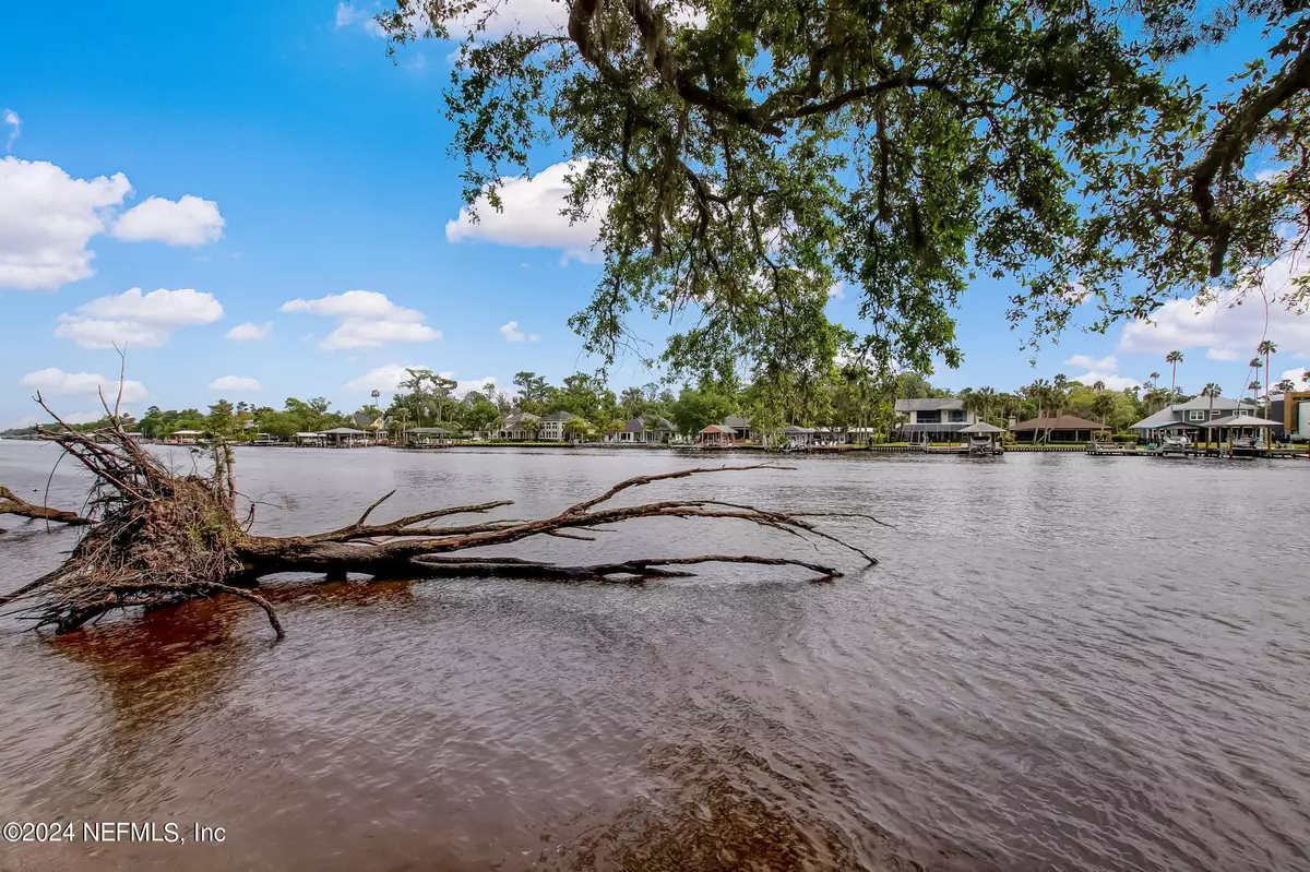 Ponte Vedra, FL 32081,520 AUTUMN TIDE TRL