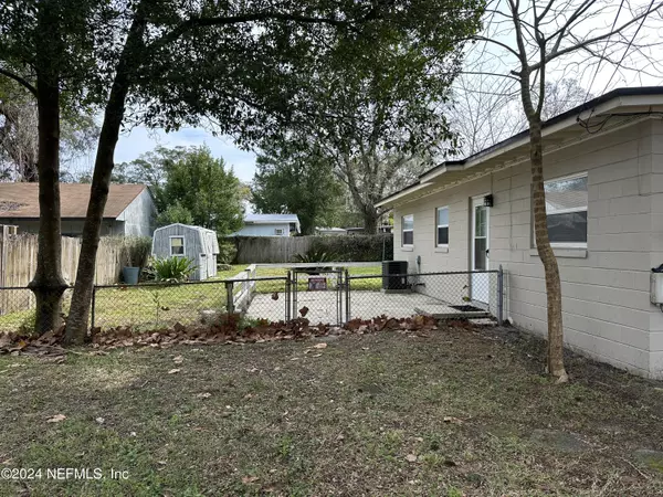 Jacksonville, FL 32211,1345 DOMAS DR