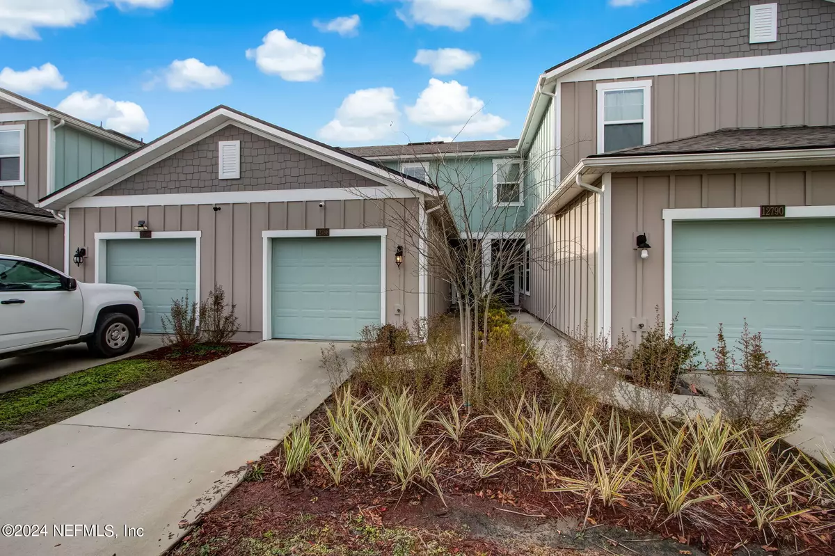 Jacksonville, FL 32218,12788 VETERANS CT