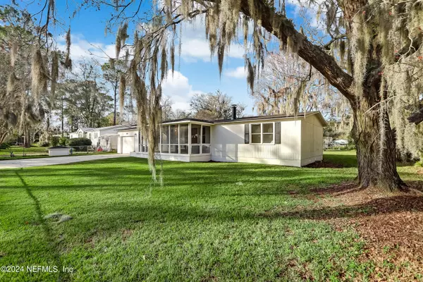 Jacksonville, FL 32220,8877 NOMAD RD