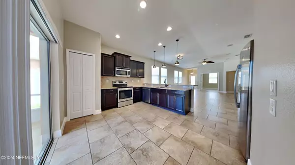 New Smyrna Beach, FL 32168,3325 PINTELLO AVE