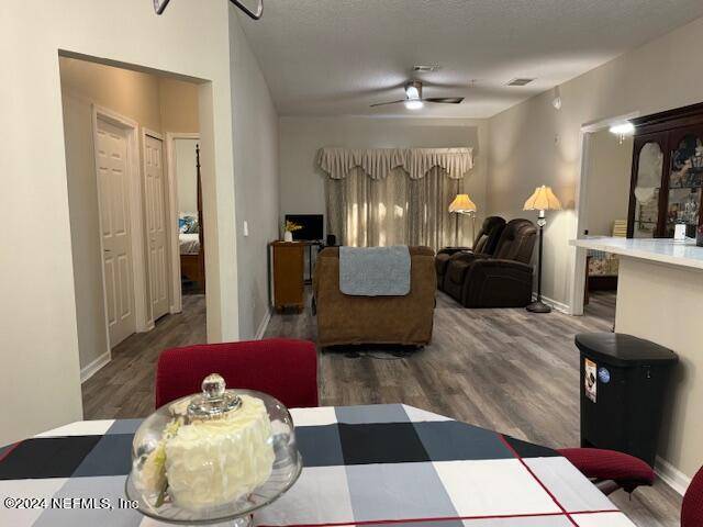 Jacksonville, FL 32210,3690 KIRKPATRICK CIR #7-4