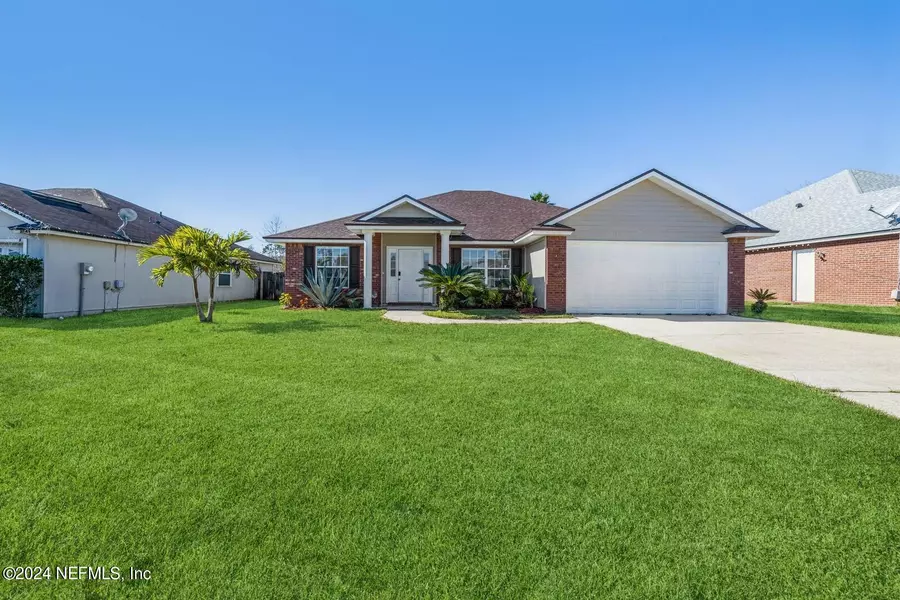 2040 FROGMORE DR, Middleburg, FL 32068