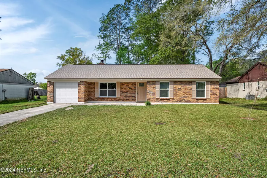 1682 DONNA DR, Middleburg, FL 32068