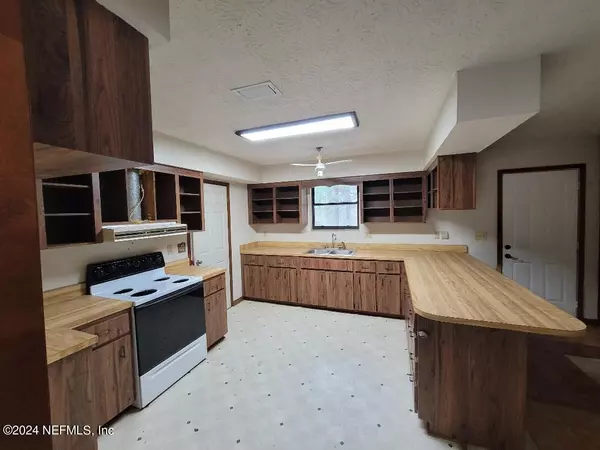 Middleburg, FL 32068,2801 CAMEL CIR