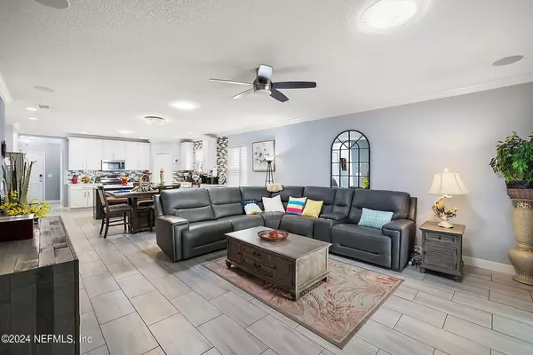 Tavares, FL 32778,2334 NORWOOD PL