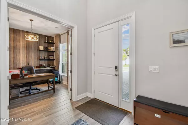 Jacksonville, FL 32256,10462 SILVERBROOK TRL