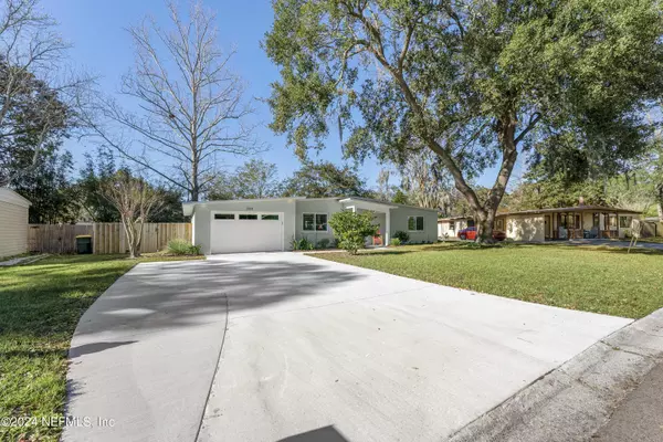 Jacksonville Beach, FL 32250,284 CORAL WAY