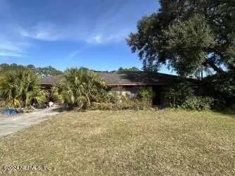 585 HICKORY DR, Fleming Island, FL 32003