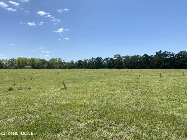 Lee, FL 32059,9005 US HWY 90