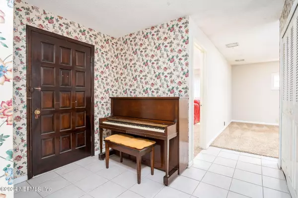 Orange Park, FL 32073,2821 THOMAS CT