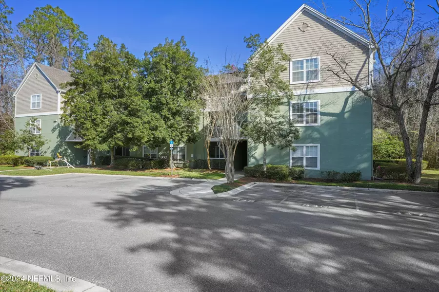 7701 TIMBERLIN PARK BLVD #927, Jacksonville, FL 32256