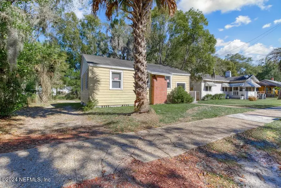 53 E 54TH ST, Jacksonville, FL 32208