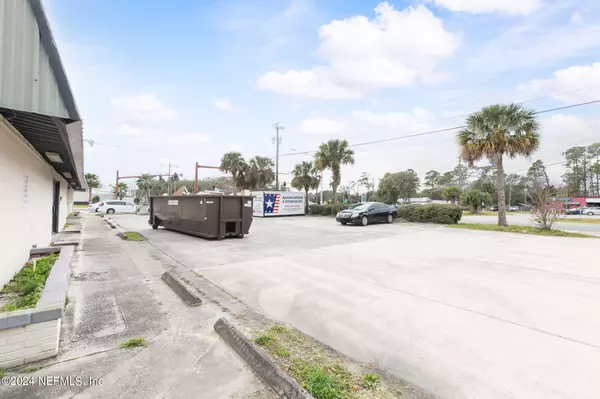 St Augustine, FL 32084,85 S DIXIE HWY