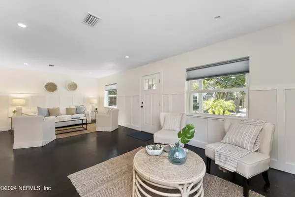 Atlantic Beach, FL 32233,885 EAST COAST DR