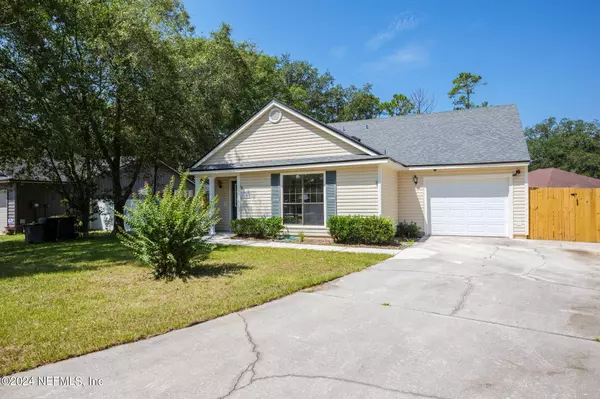 6410 SIERRA DR, Jacksonville, FL 32244